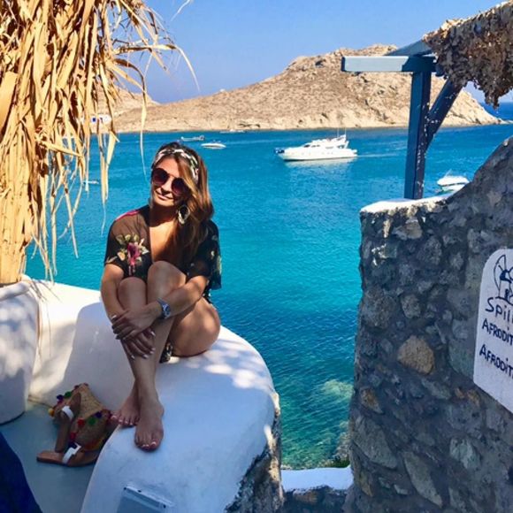 Meet your Posher, Des - Picture 1 of 1